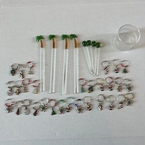 #2894 Wine Glass Charms & Glass Olive/Palm tress stirrer/picks
